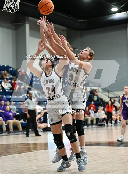 Thumbnail 2 in Central Arkansas Christian vs Dover (AAA 3A-5 district 2nd round) photogallery.