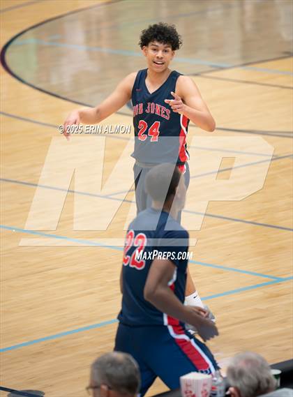 Thumbnail 2 in Bob Jones @ James Clemens photogallery.