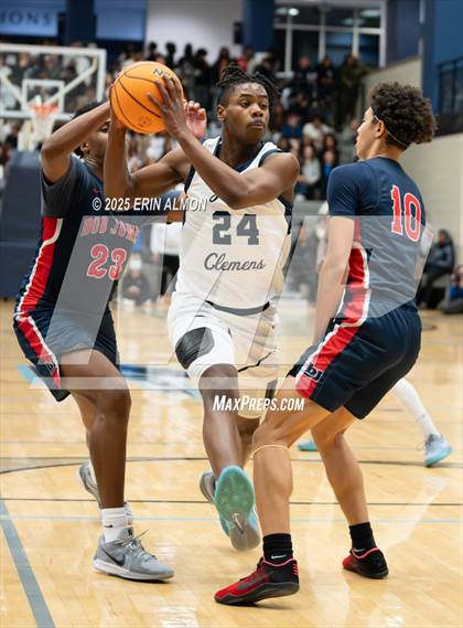 Thumbnail 1 in Bob Jones @ James Clemens photogallery.