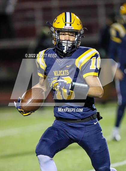 Thumbnail 3 in Olentangy Liberty vs. Springfield (OHSAA DI Region 2 Final) photogallery.