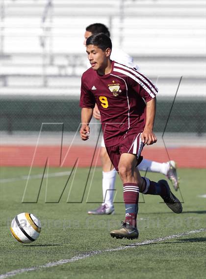 Thumbnail 3 in Sun Valley vs. Animo Leadership (CIF SoCal Regional D3 Final) photogallery.