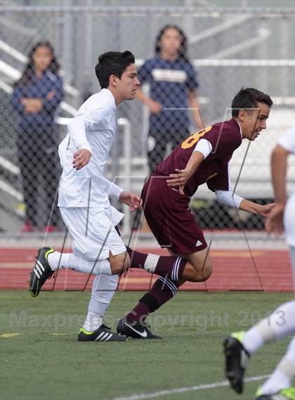 Thumbnail 3 in Sun Valley vs. Animo Leadership (CIF SoCal Regional D3 Final) photogallery.
