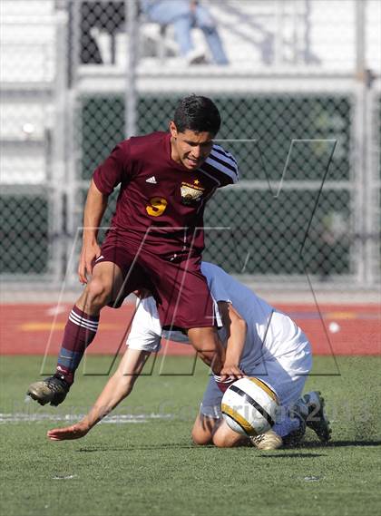 Thumbnail 2 in Sun Valley vs. Animo Leadership (CIF SoCal Regional D3 Final) photogallery.