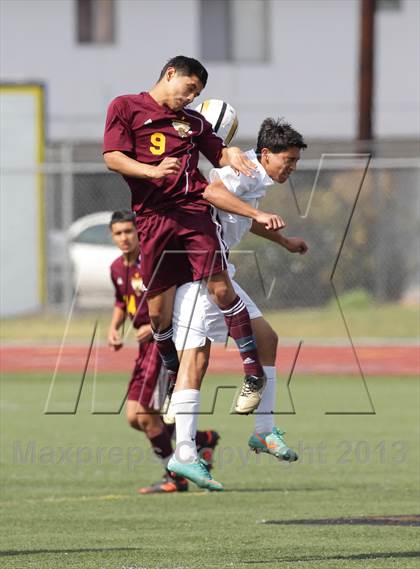 Thumbnail 2 in Sun Valley vs. Animo Leadership (CIF SoCal Regional D3 Final) photogallery.