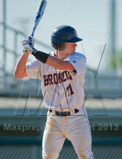 Thumbnail 1 in Warren @ Brandeis photogallery.