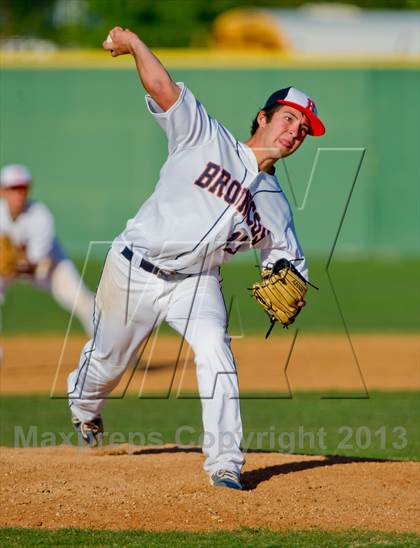 Thumbnail 3 in Warren @ Brandeis photogallery.