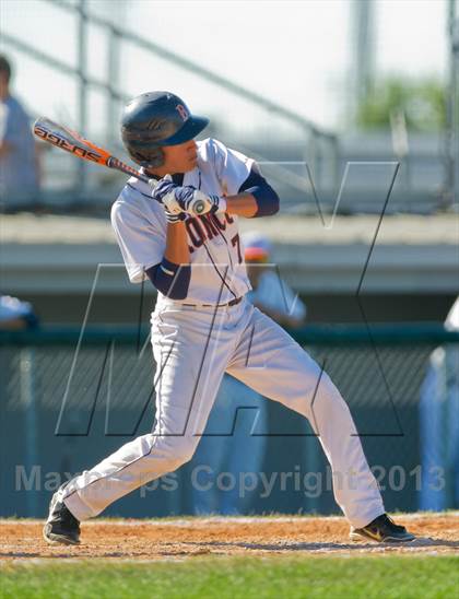Thumbnail 1 in Warren @ Brandeis photogallery.