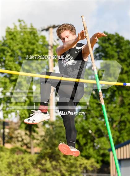 Thumbnail 1 in Del Oro, Woodcreek @ Oak Ridge (Boys Pole Vault) photogallery.