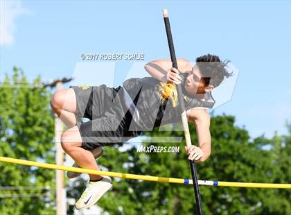 Thumbnail 2 in Del Oro, Woodcreek @ Oak Ridge (Boys Pole Vault) photogallery.