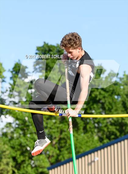 Thumbnail 3 in Del Oro, Woodcreek @ Oak Ridge (Boys Pole Vault) photogallery.