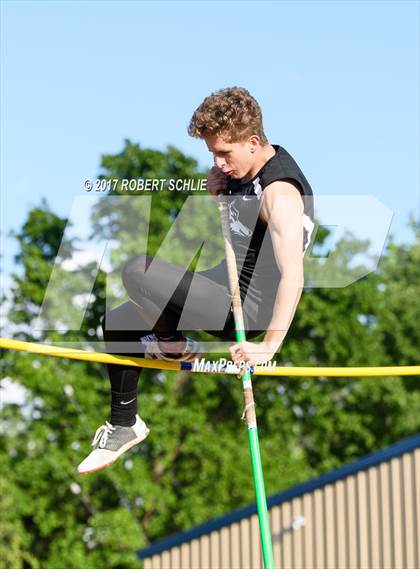 Thumbnail 2 in Del Oro, Woodcreek @ Oak Ridge (Boys Pole Vault) photogallery.