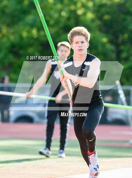 Thumbnail 1 in Del Oro, Woodcreek @ Oak Ridge (Boys Pole Vault) photogallery.