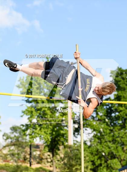 Thumbnail 2 in Del Oro, Woodcreek @ Oak Ridge (Boys Pole Vault) photogallery.