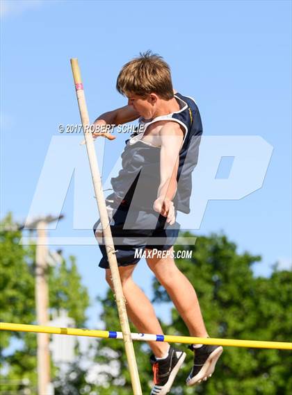 Thumbnail 2 in Del Oro, Woodcreek @ Oak Ridge (Boys Pole Vault) photogallery.