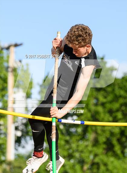 Thumbnail 3 in Del Oro, Woodcreek @ Oak Ridge (Boys Pole Vault) photogallery.