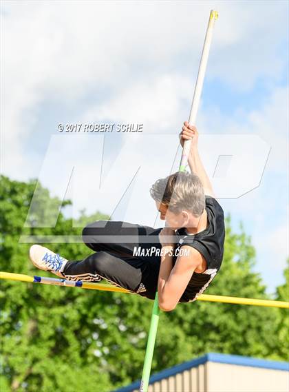 Thumbnail 1 in Del Oro, Woodcreek @ Oak Ridge (Boys Pole Vault) photogallery.