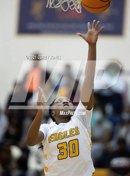 Thumbnail 1 in McDonough vs Eagle's Landing photogallery.