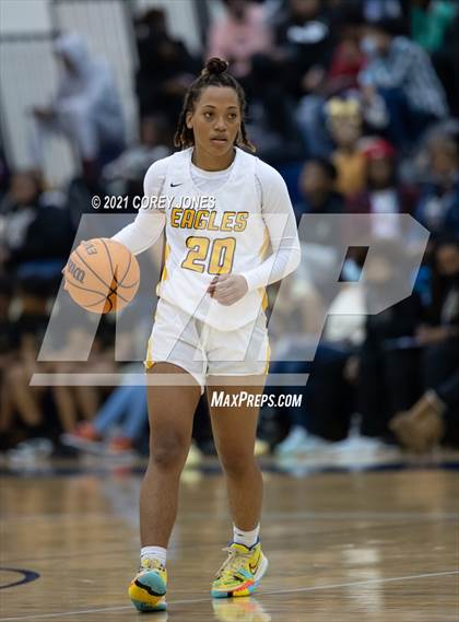 Thumbnail 2 in McDonough vs Eagle's Landing photogallery.