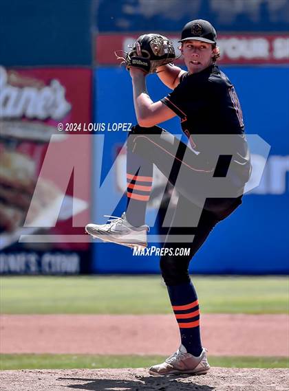 Thumbnail 2 in Azusa vs. Pacifica Christian Newport Beach (CIF SS DIV 8 Championship) photogallery.