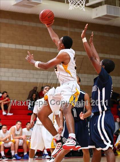 Thumbnail 1 in Bishop Montgomery vs. Mayfair (Pacific Shores Tournament) photogallery.