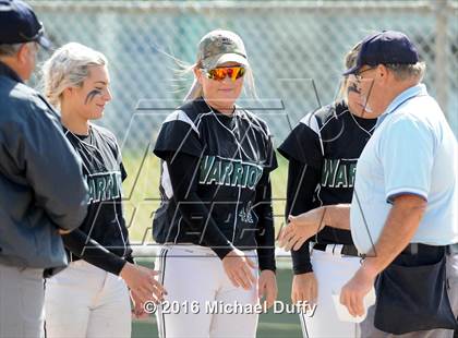 Thumbnail 2 in Dinuba vs. Tehachapi photogallery.