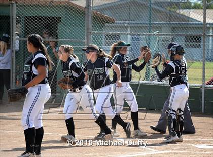 Thumbnail 3 in Dinuba vs. Tehachapi photogallery.