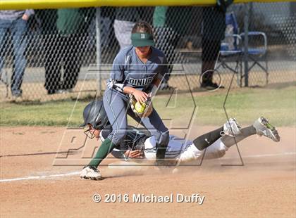 Thumbnail 2 in Dinuba vs. Tehachapi photogallery.