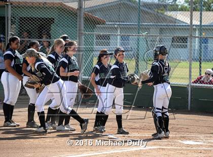 Thumbnail 2 in Dinuba vs. Tehachapi photogallery.