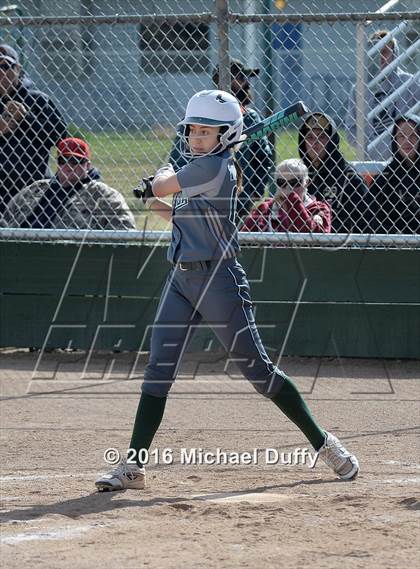 Thumbnail 1 in Dinuba vs. Tehachapi photogallery.