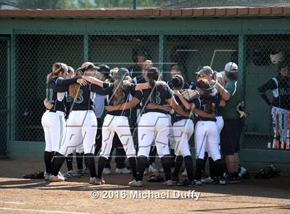 Thumbnail 3 in Dinuba vs. Tehachapi photogallery.