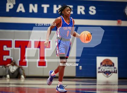 Thumbnail 2 in Power Center Academy vs Parkview (Memphis Hoopfest) photogallery.
