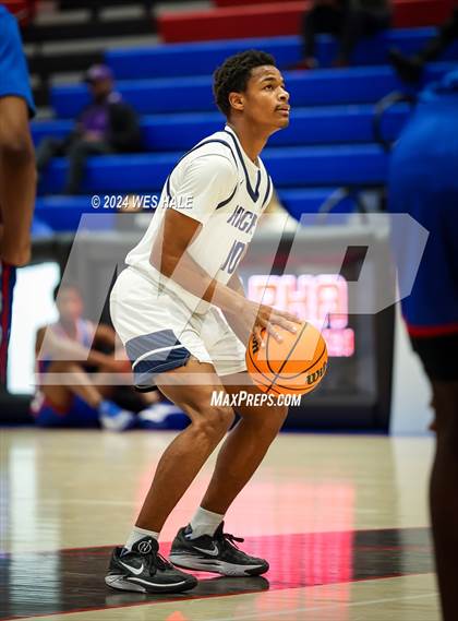 Thumbnail 2 in Power Center Academy vs Parkview (Memphis Hoopfest) photogallery.