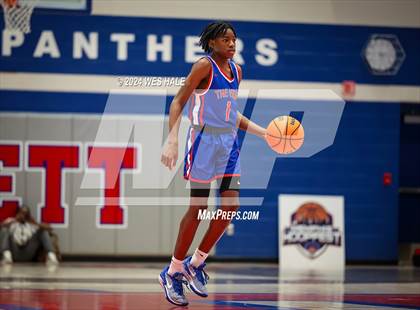 Thumbnail 3 in Power Center Academy vs Parkview (Memphis Hoopfest) photogallery.
