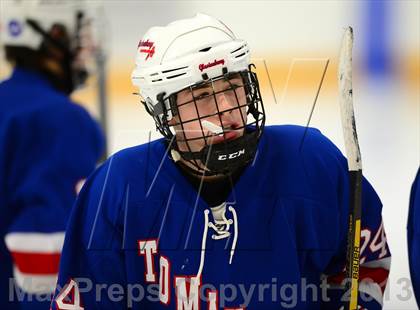 Thumbnail 2 in Glastonbury vs. Ridgefield (West Haven Christmas Tournament) photogallery.