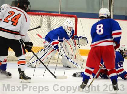 Thumbnail 2 in Glastonbury vs. Ridgefield (West Haven Christmas Tournament) photogallery.