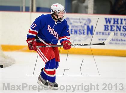Thumbnail 3 in Glastonbury vs. Ridgefield (West Haven Christmas Tournament) photogallery.