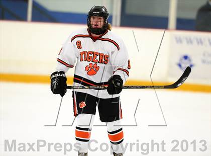 Thumbnail 2 in Glastonbury vs. Ridgefield (West Haven Christmas Tournament) photogallery.