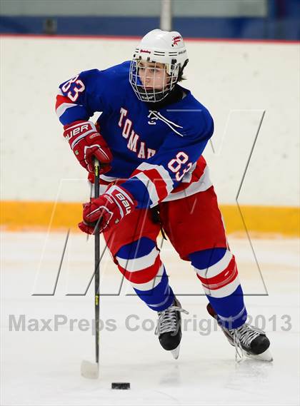 Thumbnail 2 in Glastonbury vs. Ridgefield (West Haven Christmas Tournament) photogallery.