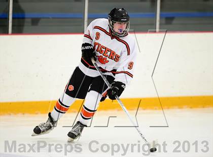 Thumbnail 2 in Glastonbury vs. Ridgefield (West Haven Christmas Tournament) photogallery.