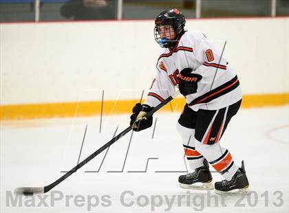 Thumbnail 2 in Glastonbury vs. Ridgefield (West Haven Christmas Tournament) photogallery.