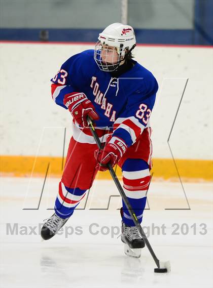 Thumbnail 1 in Glastonbury vs. Ridgefield (West Haven Christmas Tournament) photogallery.