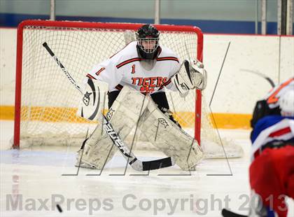 Thumbnail 2 in Glastonbury vs. Ridgefield (West Haven Christmas Tournament) photogallery.