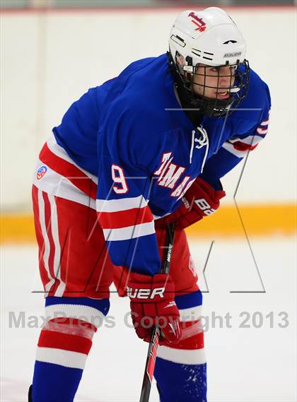 Thumbnail 1 in Glastonbury vs. Ridgefield (West Haven Christmas Tournament) photogallery.