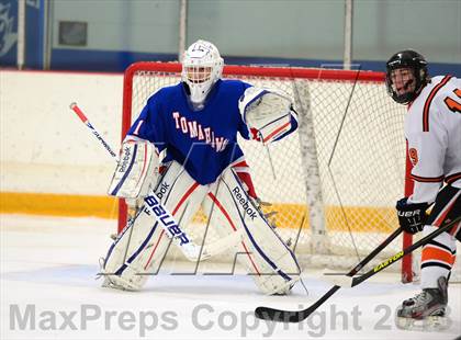 Thumbnail 2 in Glastonbury vs. Ridgefield (West Haven Christmas Tournament) photogallery.