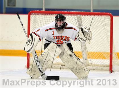 Thumbnail 2 in Glastonbury vs. Ridgefield (West Haven Christmas Tournament) photogallery.