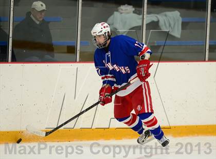 Thumbnail 1 in Glastonbury vs. Ridgefield (West Haven Christmas Tournament) photogallery.