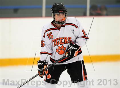 Thumbnail 2 in Glastonbury vs. Ridgefield (West Haven Christmas Tournament) photogallery.