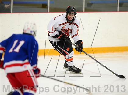 Thumbnail 1 in Glastonbury vs. Ridgefield (West Haven Christmas Tournament) photogallery.