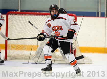 Thumbnail 1 in Glastonbury vs. Ridgefield (West Haven Christmas Tournament) photogallery.