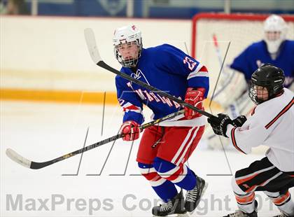 Thumbnail 1 in Glastonbury vs. Ridgefield (West Haven Christmas Tournament) photogallery.